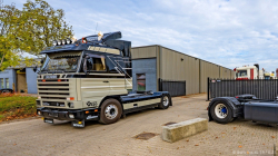 20251019-Tom-Holding-00577